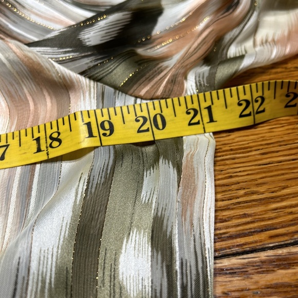 Rachel Zoe peach, green and gray blouse.  Size XS.  Great condition. - Picture 10 of 13